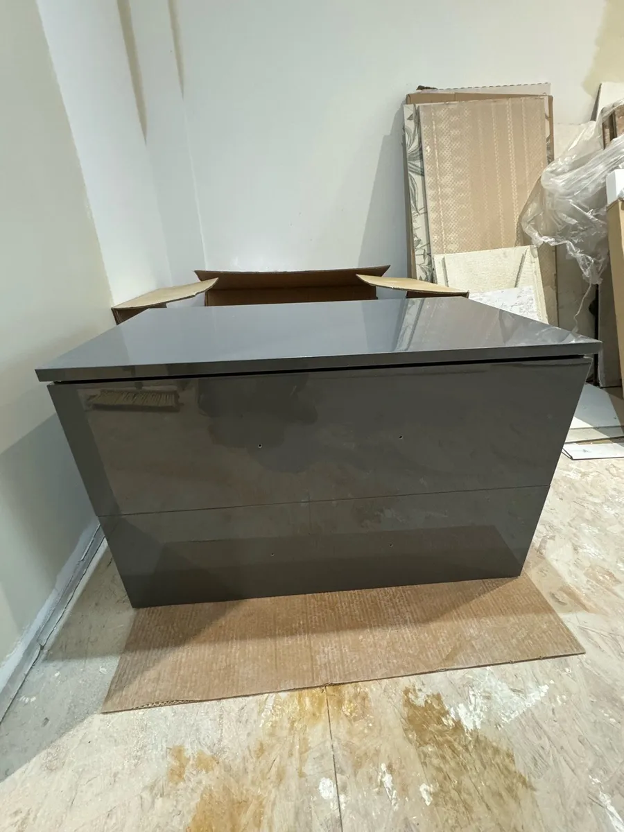 Brand New Bathroom Wall Hung Vanity For Sale - Image 4