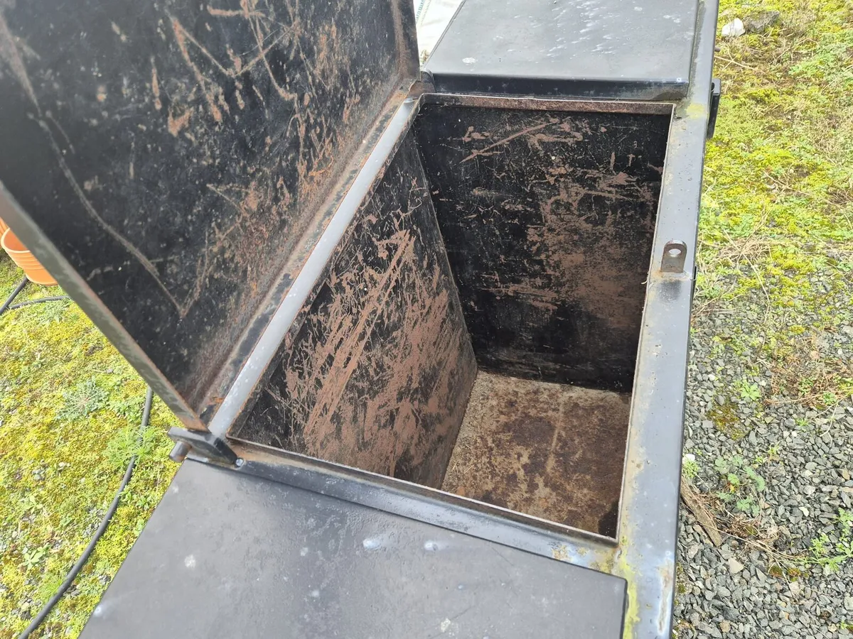 Truck Tool Box - Image 4