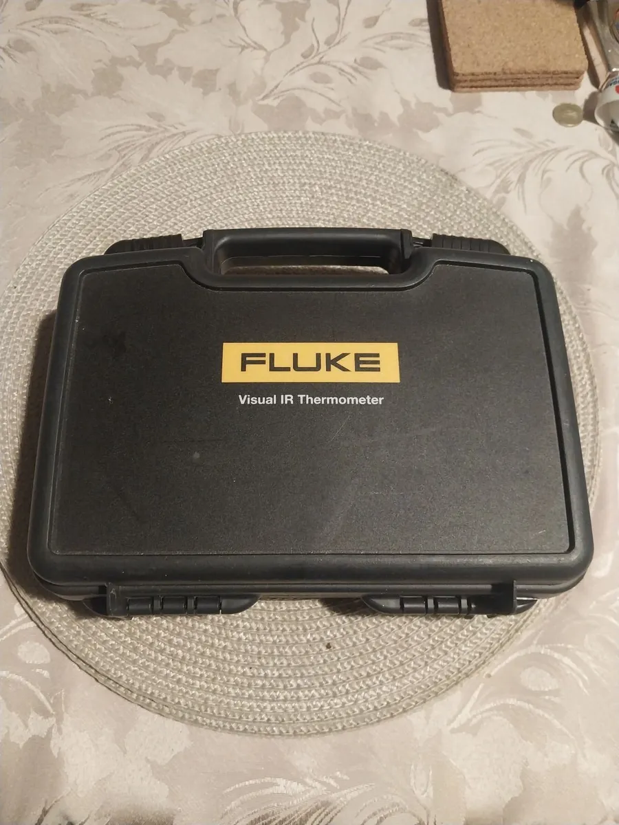 Fluke VT02 Visual IR Thermometer - Image 4
