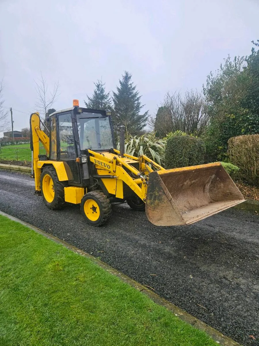 Lewis Badger 4x4 wheeled digger - No VAT - Image 1