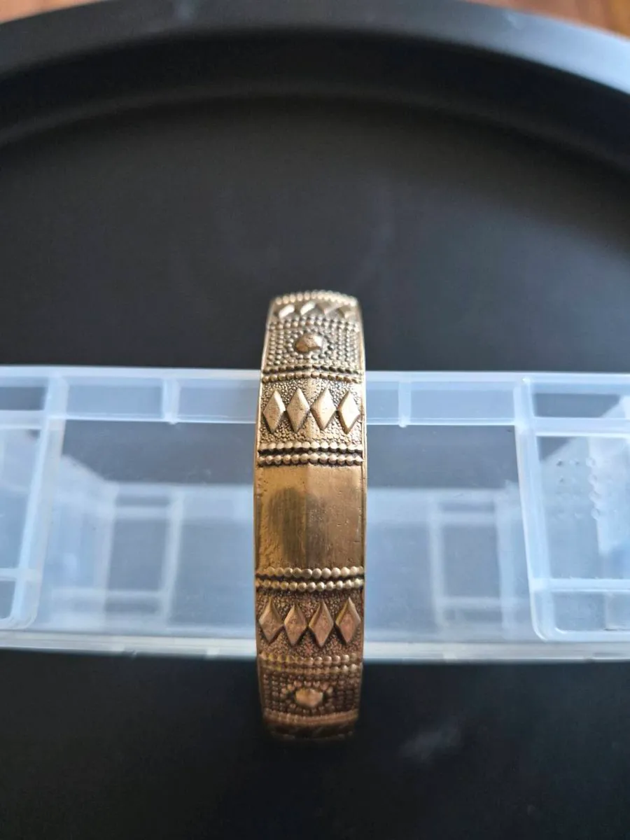 Old copper bracelet - Image 2
