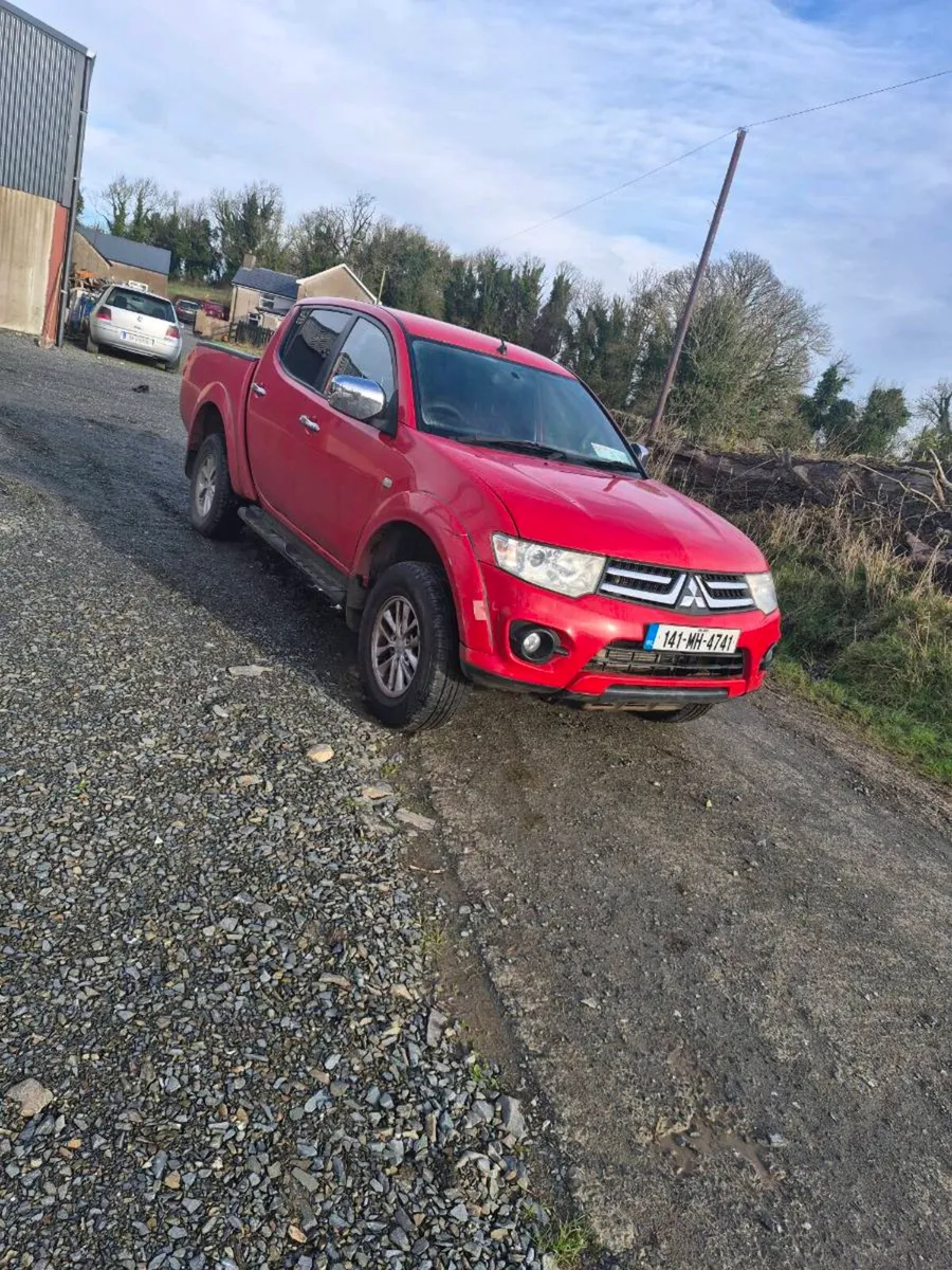 Mitsubishi l200 - Image 1