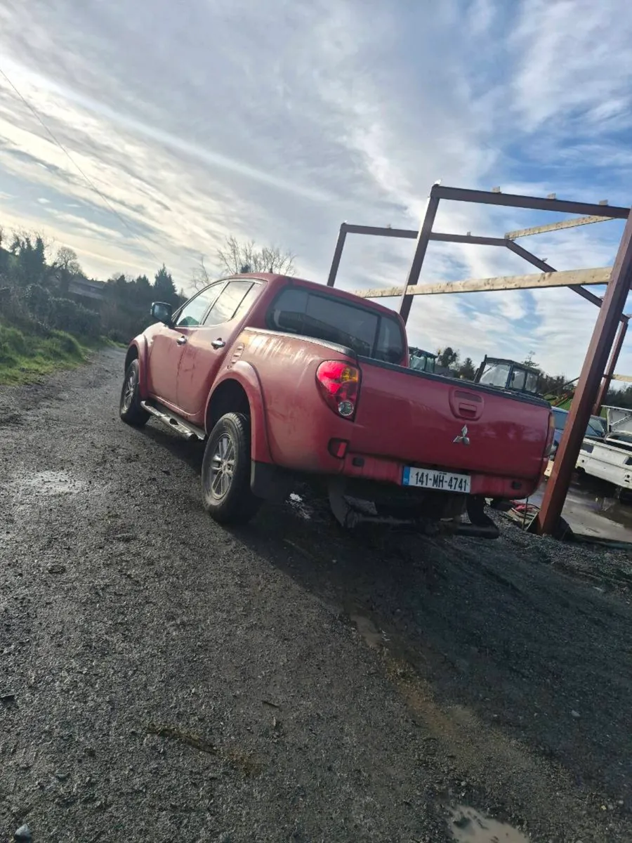 Mitsubishi l200 - Image 4