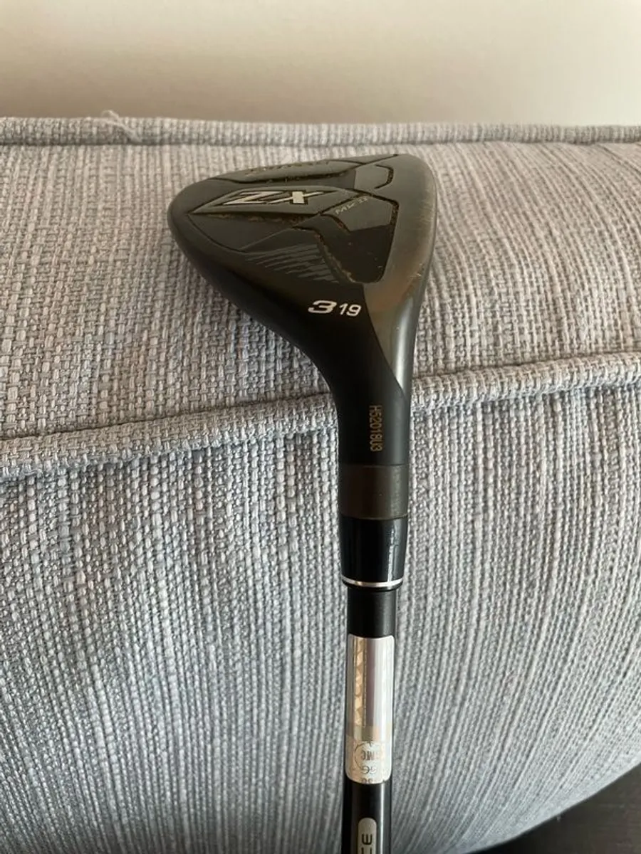 Srixon ZX MK II 3 hybrid with premium shaft - Image 1