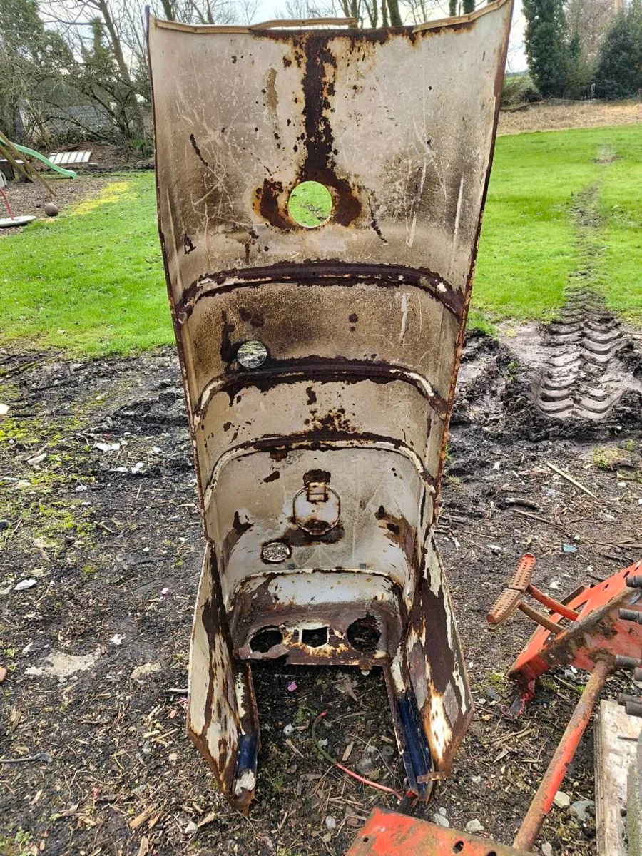 David Brown 995/996 parts gearbox axel etc - Image 3