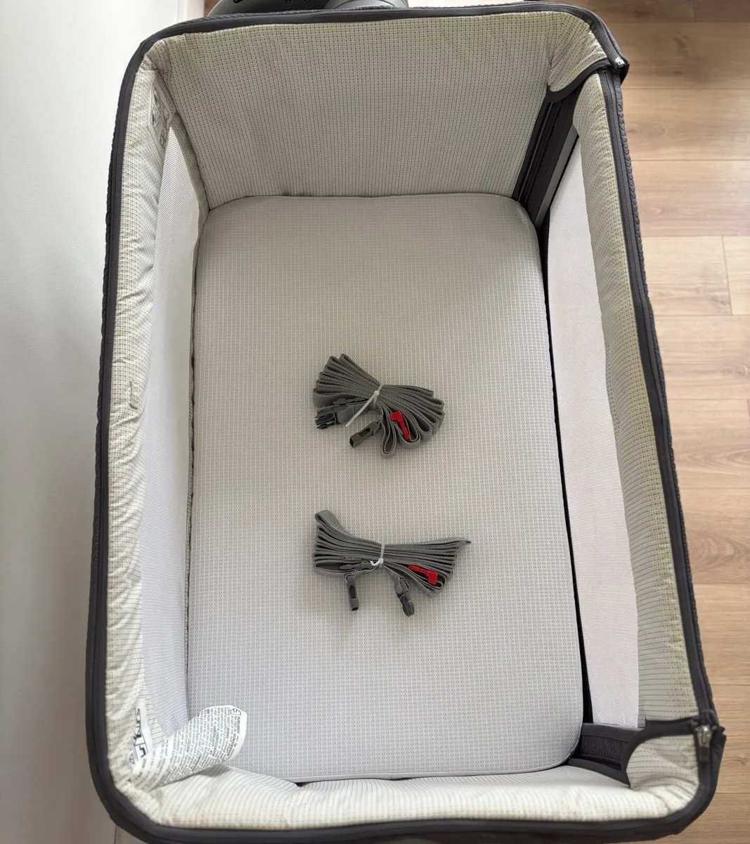 Chicco Next 2 Me Magic Co Sleeper Cot - Image 3
