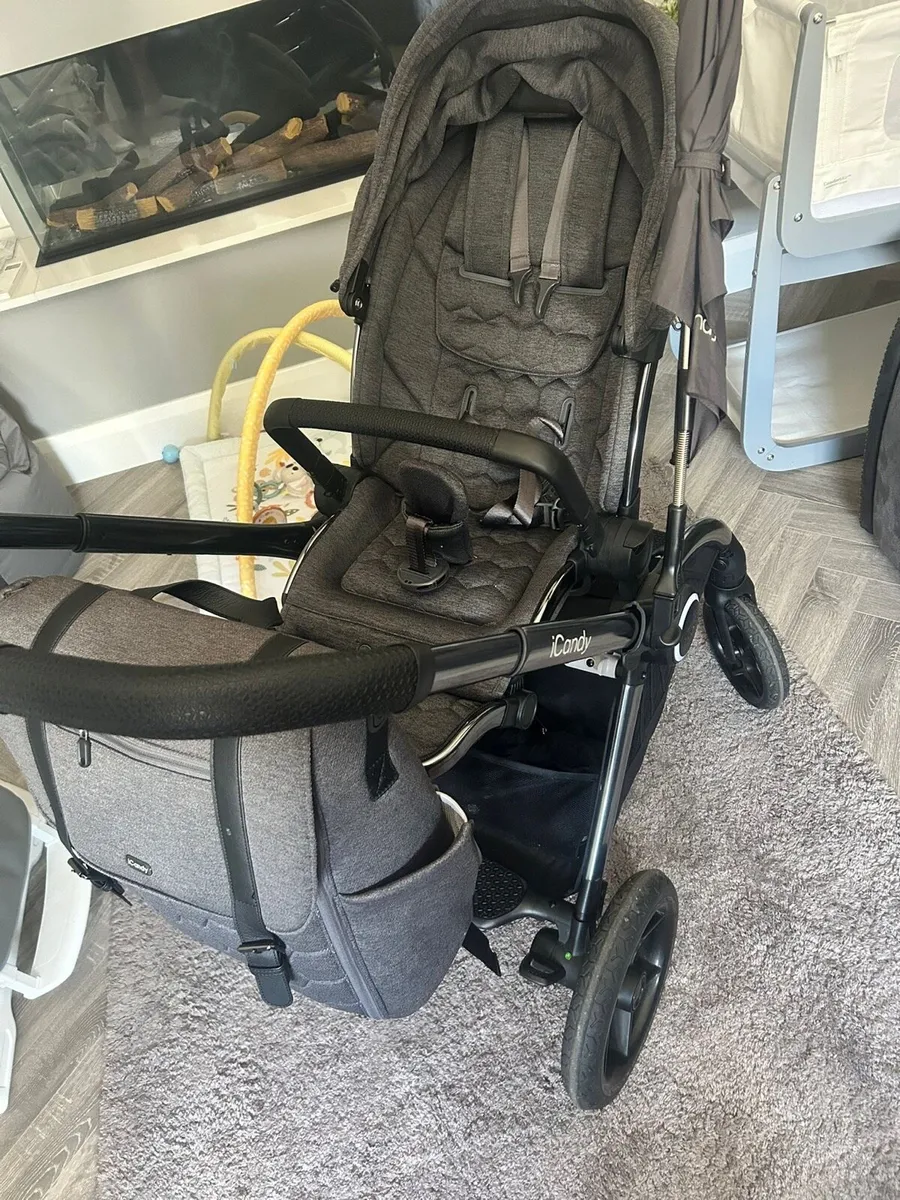 Baby buggy, car seat and isofix - Image 1