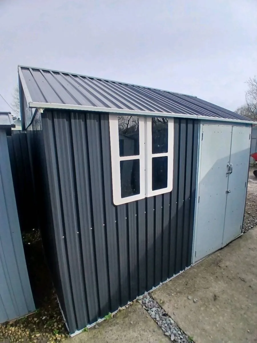 Metal garden shed - Image 1
