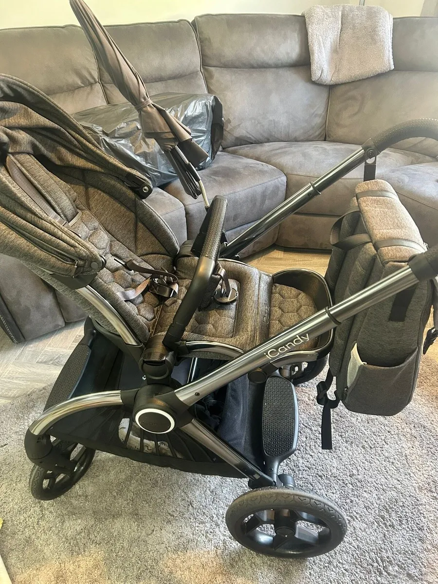 Baby buggy, car seat and isofix - Image 3