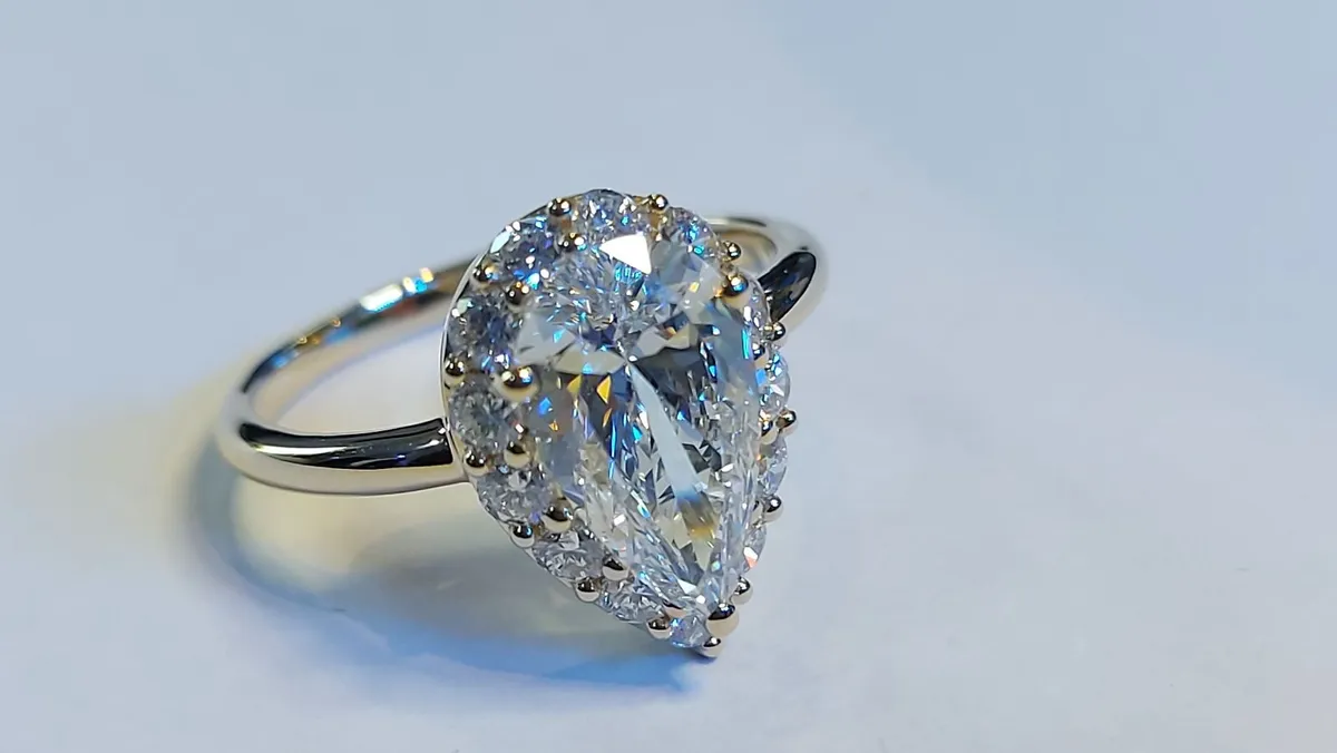 14 KT Gold Ring with 2.72 ct Lab Grown Diamond IGI - Image 2