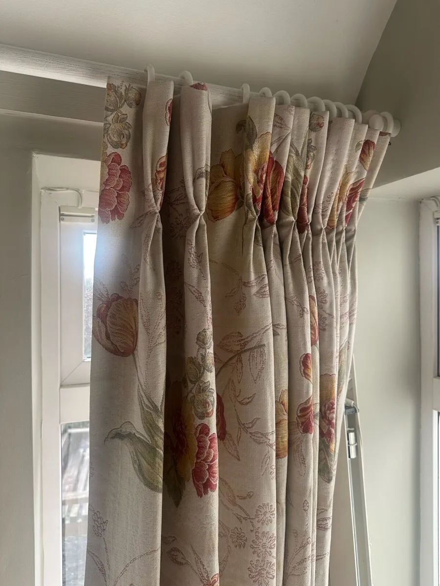 Bespoke triple pencil pleat floor length curtains - Image 4