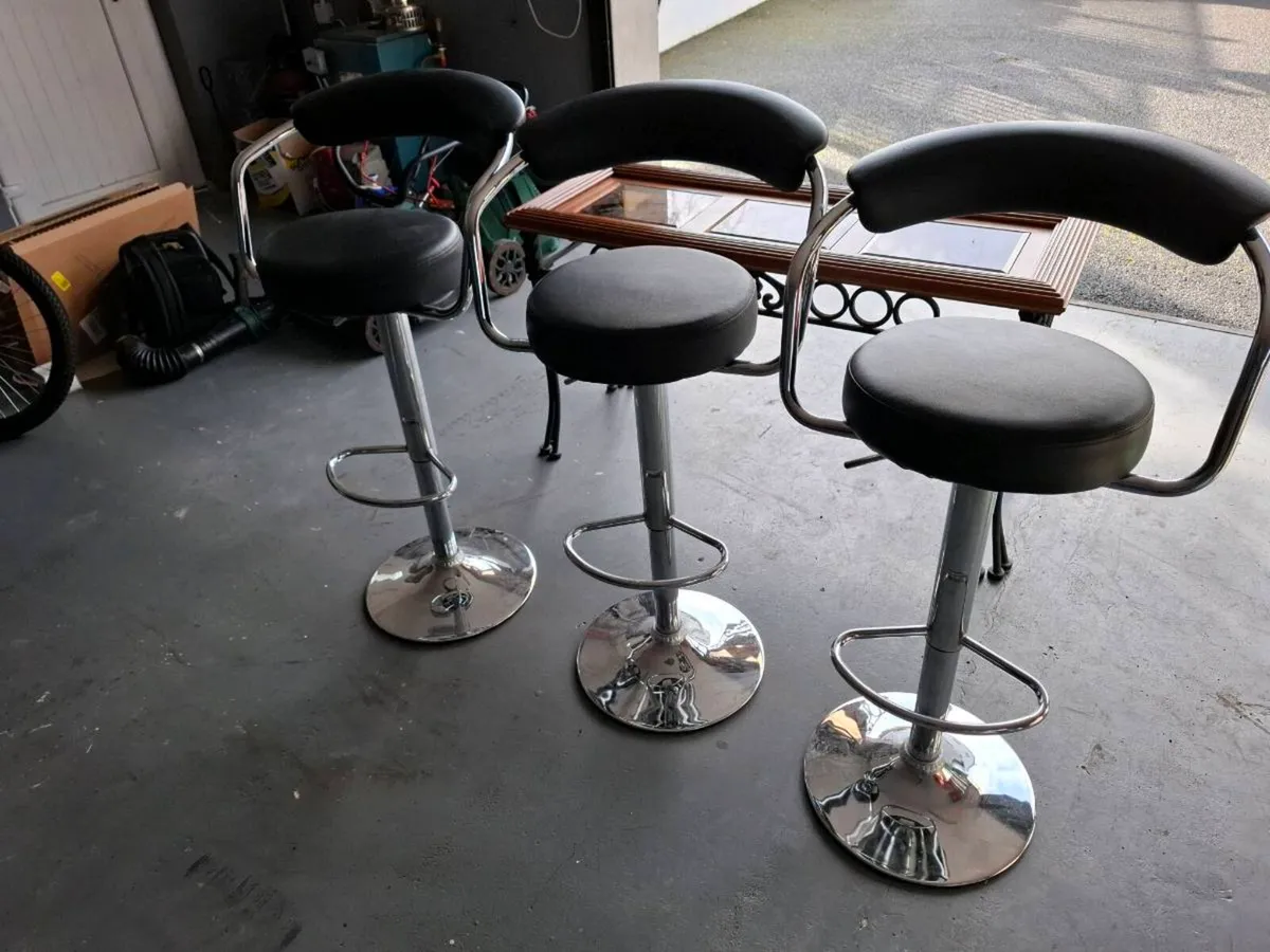3x island stools, breakfast bar - Image 1