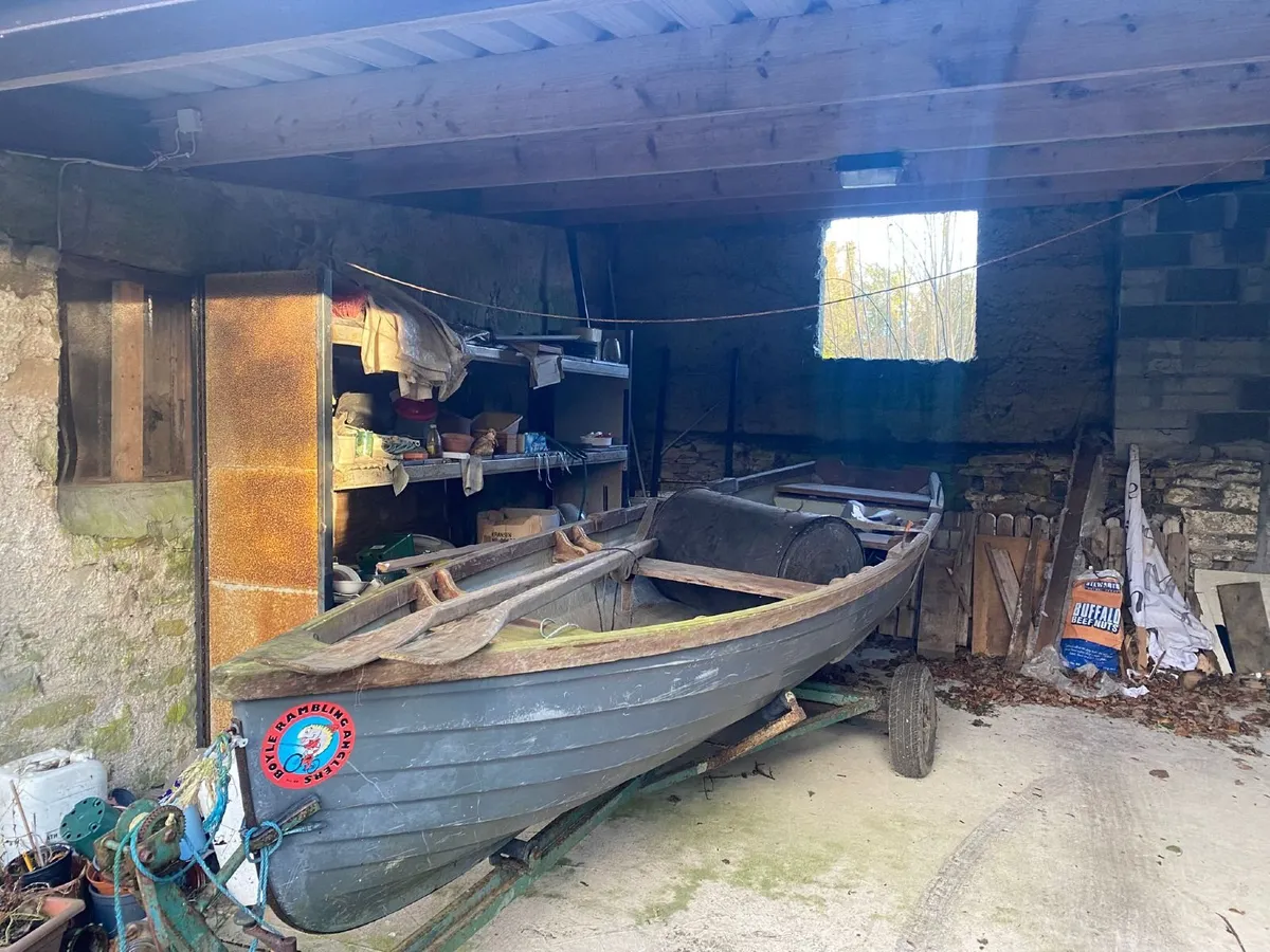 Angling Boat and Trailer - Image 3