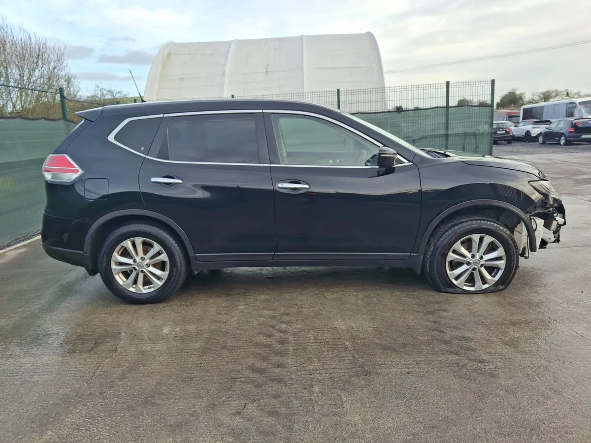 162 Nissan Xtrail  Diesel  7 Seater - Image 2