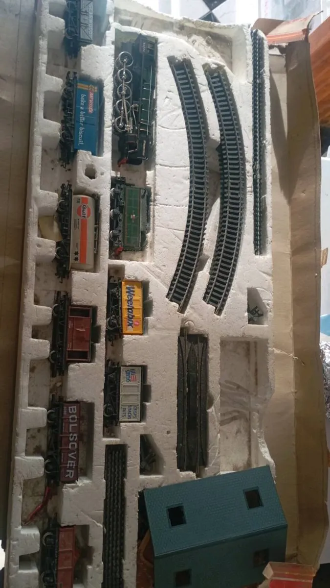 Hornby railway set - Image 1