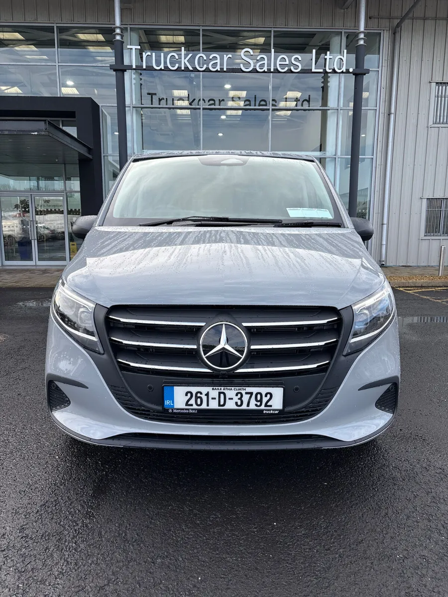 Mercedes-Benz Vito 2026 2.0d 116 Select Automatic - Image 2