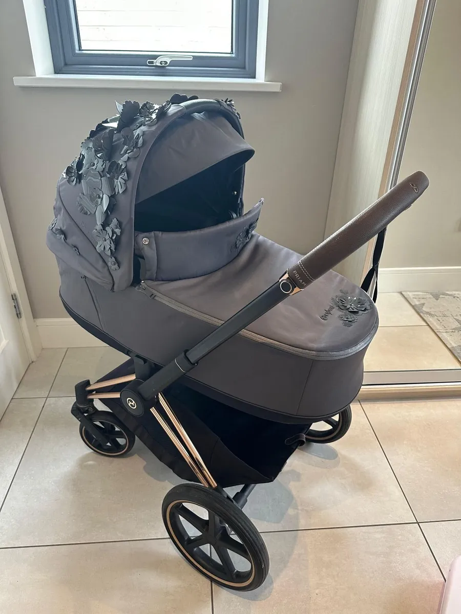 Cybex Priam Bundle (Limited Edition) - Image 1