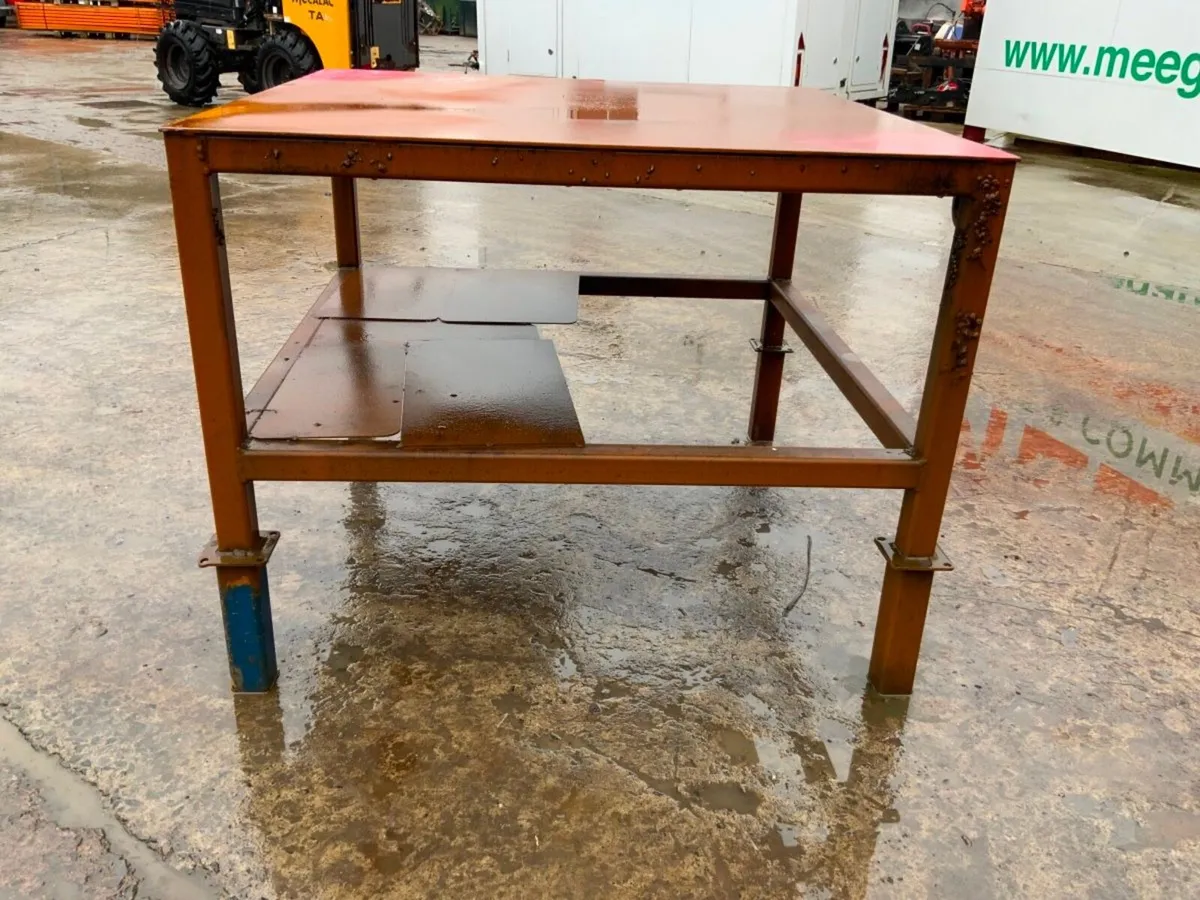 44" x 44" STEEL WORK BENCH........#315 - Image 4