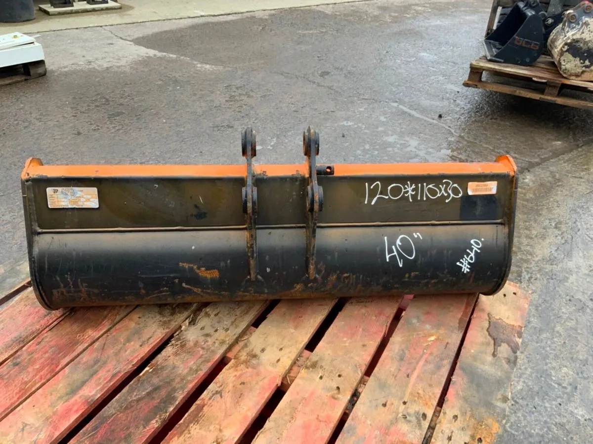 40" JCB GRADING BUCKET............30mm PINS......6 - Image 4