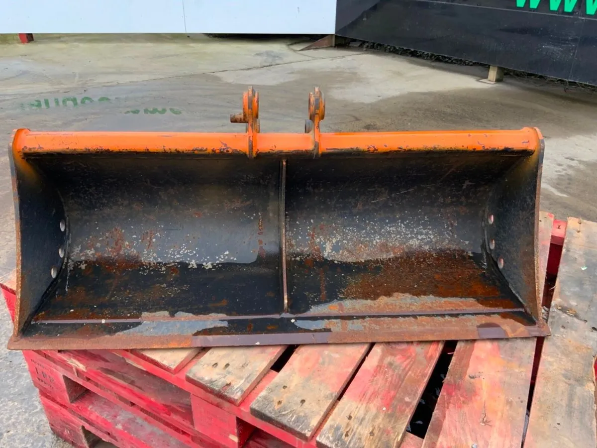 40" JCB GRADING BUCKET............30mm PINS......6 - Image 3