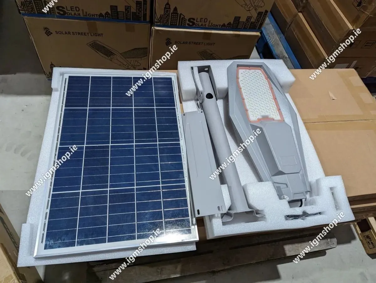 Solar light - Image 1