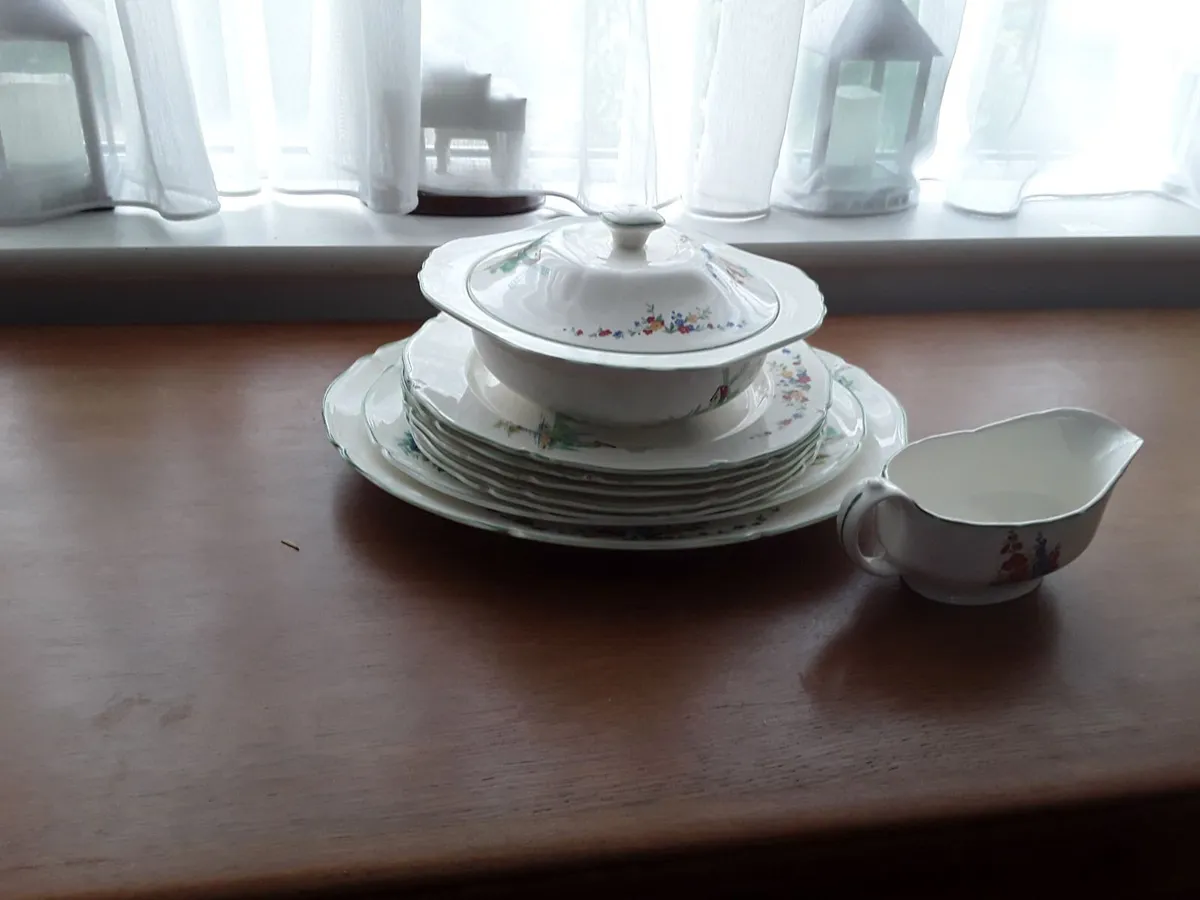 1930s vintage crockery set - Image 1