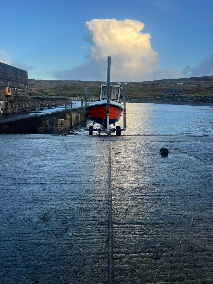 Fibreglass 22 - Image 1