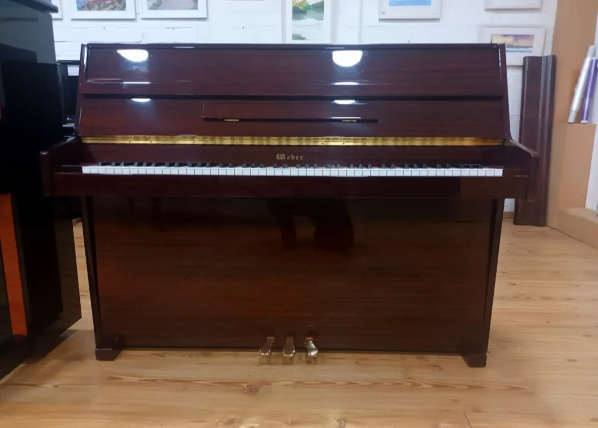 Weber | 3 Year Warranty | New Adjustable Stool - Image 1