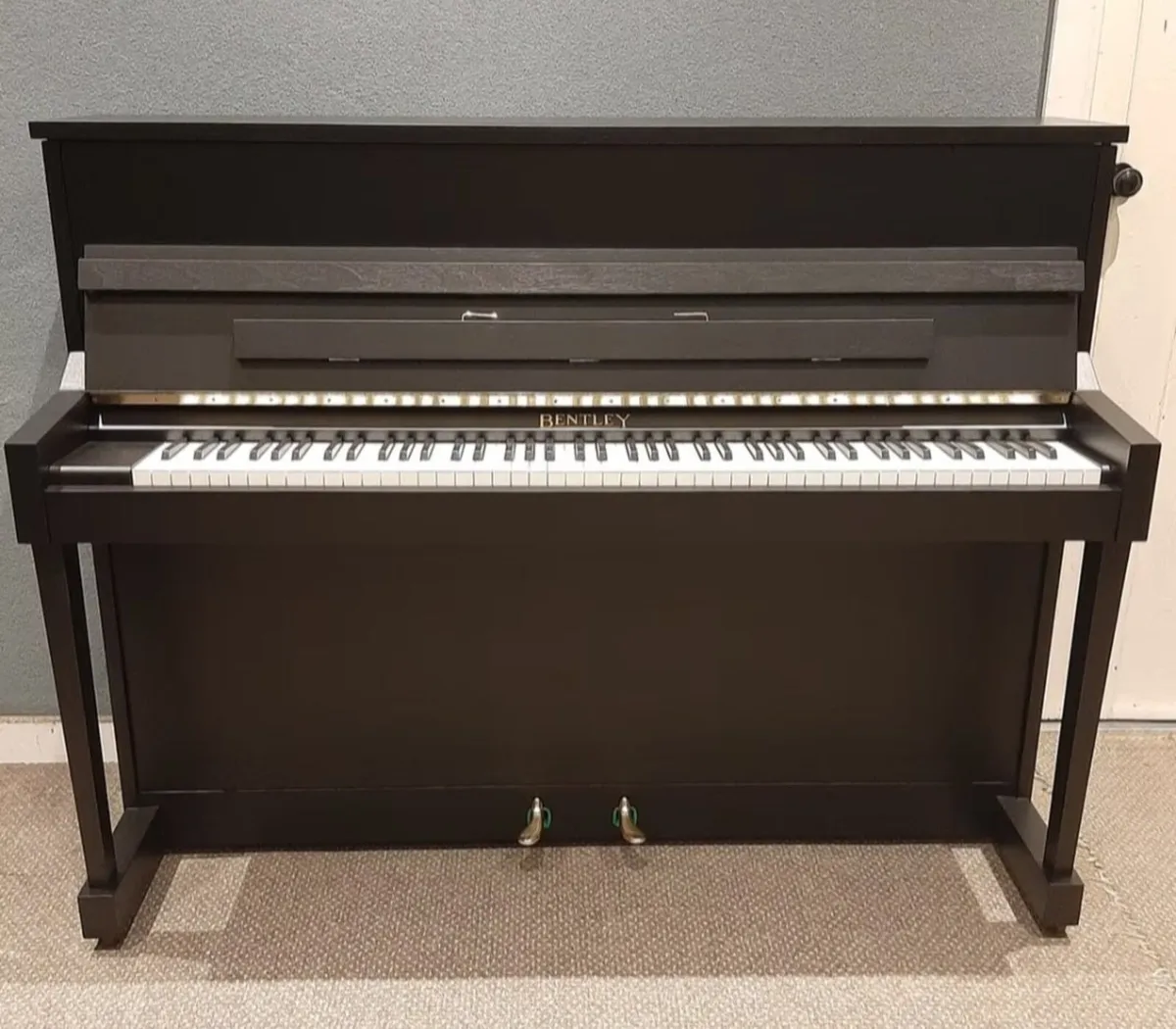 Bentley | Dary Grey | Restored to New - Image 1