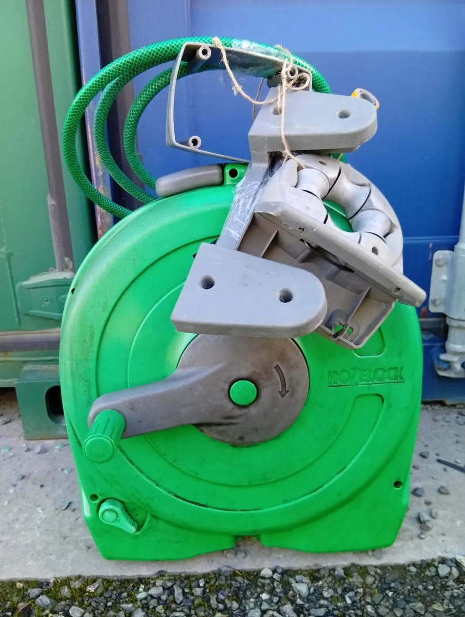 Hazelock Fast Wall Mounted Water Hose Reel - Image 3