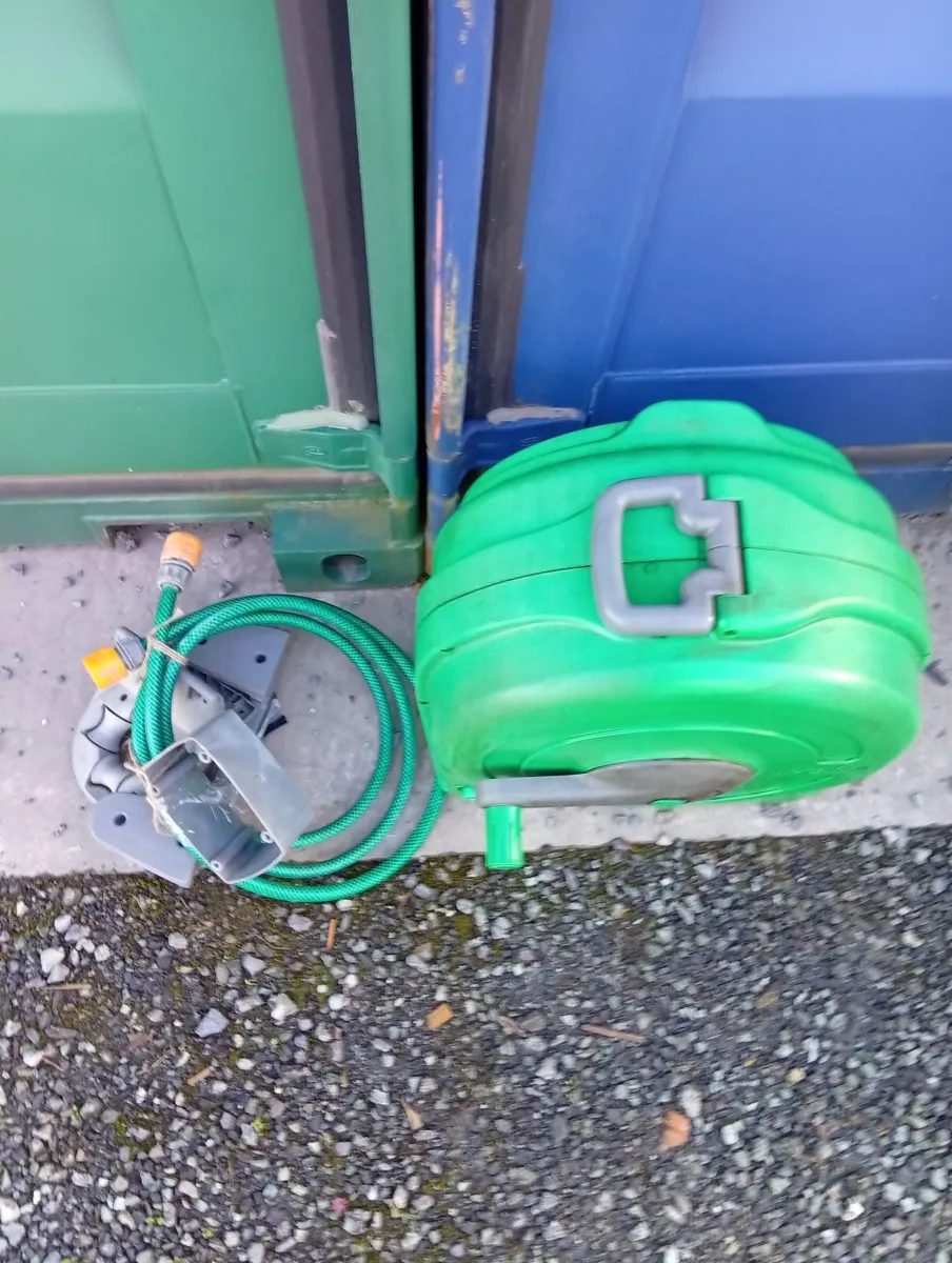 Hazelock Fast Wall Mounted Water Hose Reel - Image 4