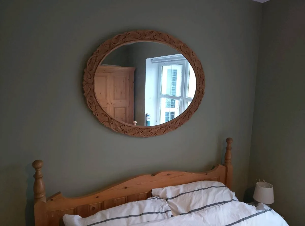 Bedroom set - Image 2