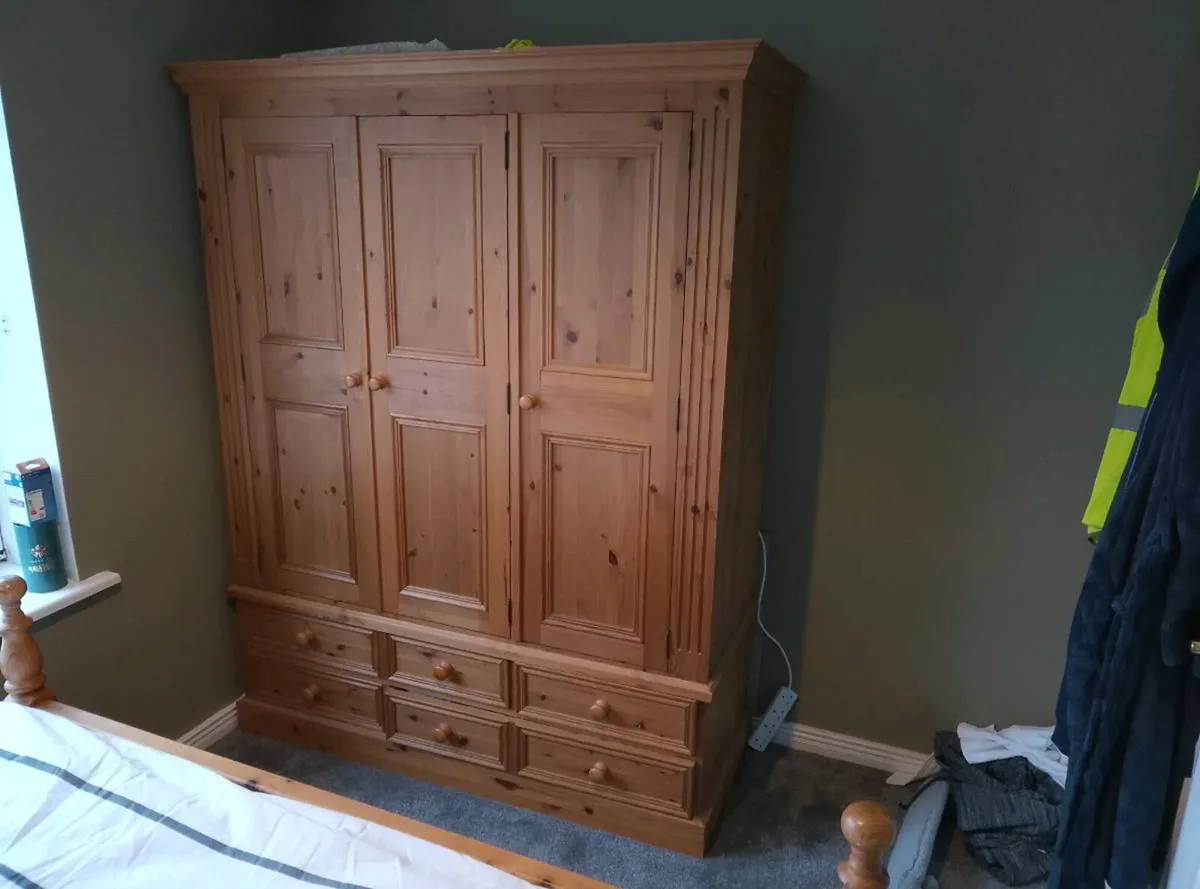 Bedroom set - Image 3