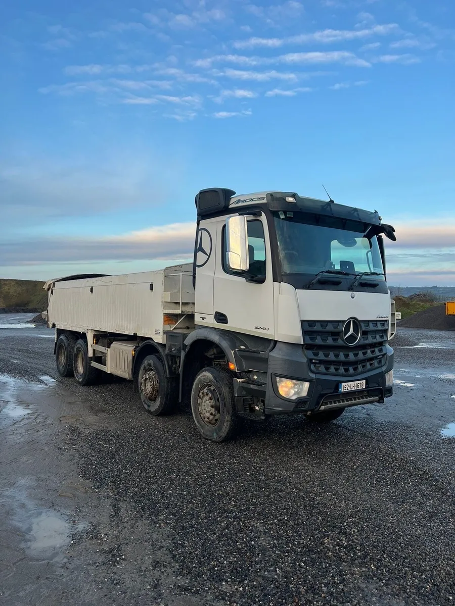 Mercedes Arocs 3240 Tar Spec - Image 2