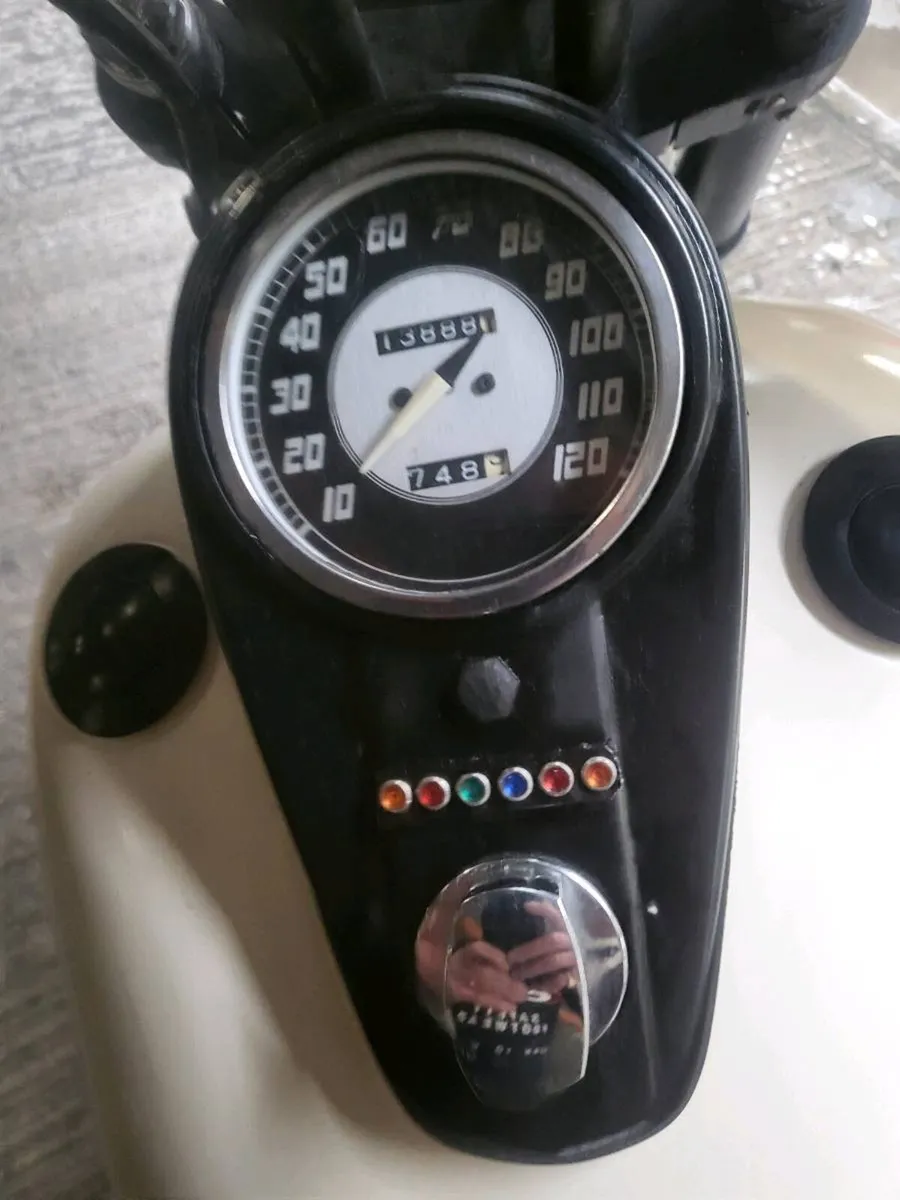 Harley Davidson sportster 883 - Image 4