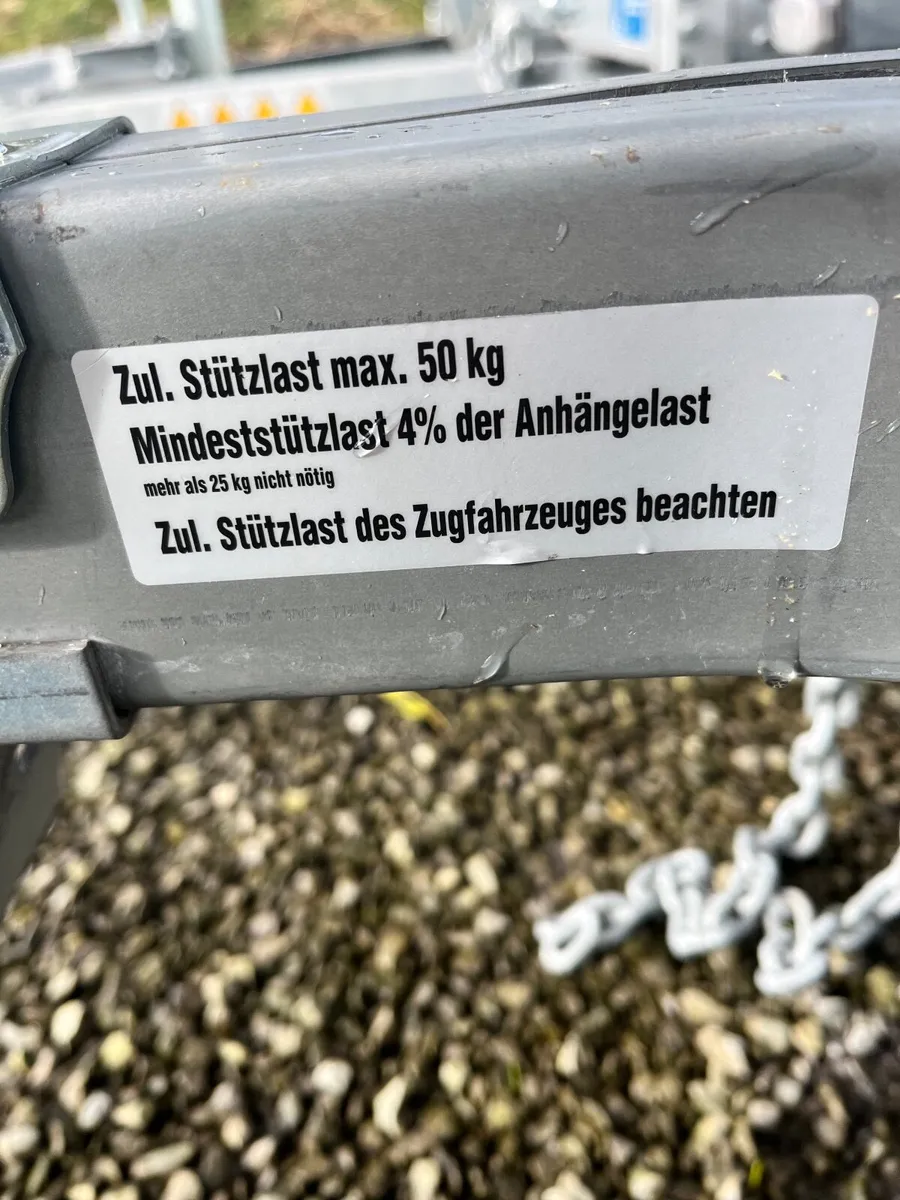 Trailer * NEW * - Image 3