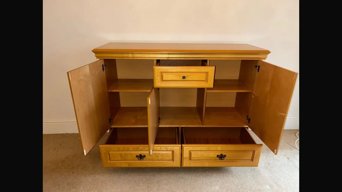 Sitting room unit - Image 2