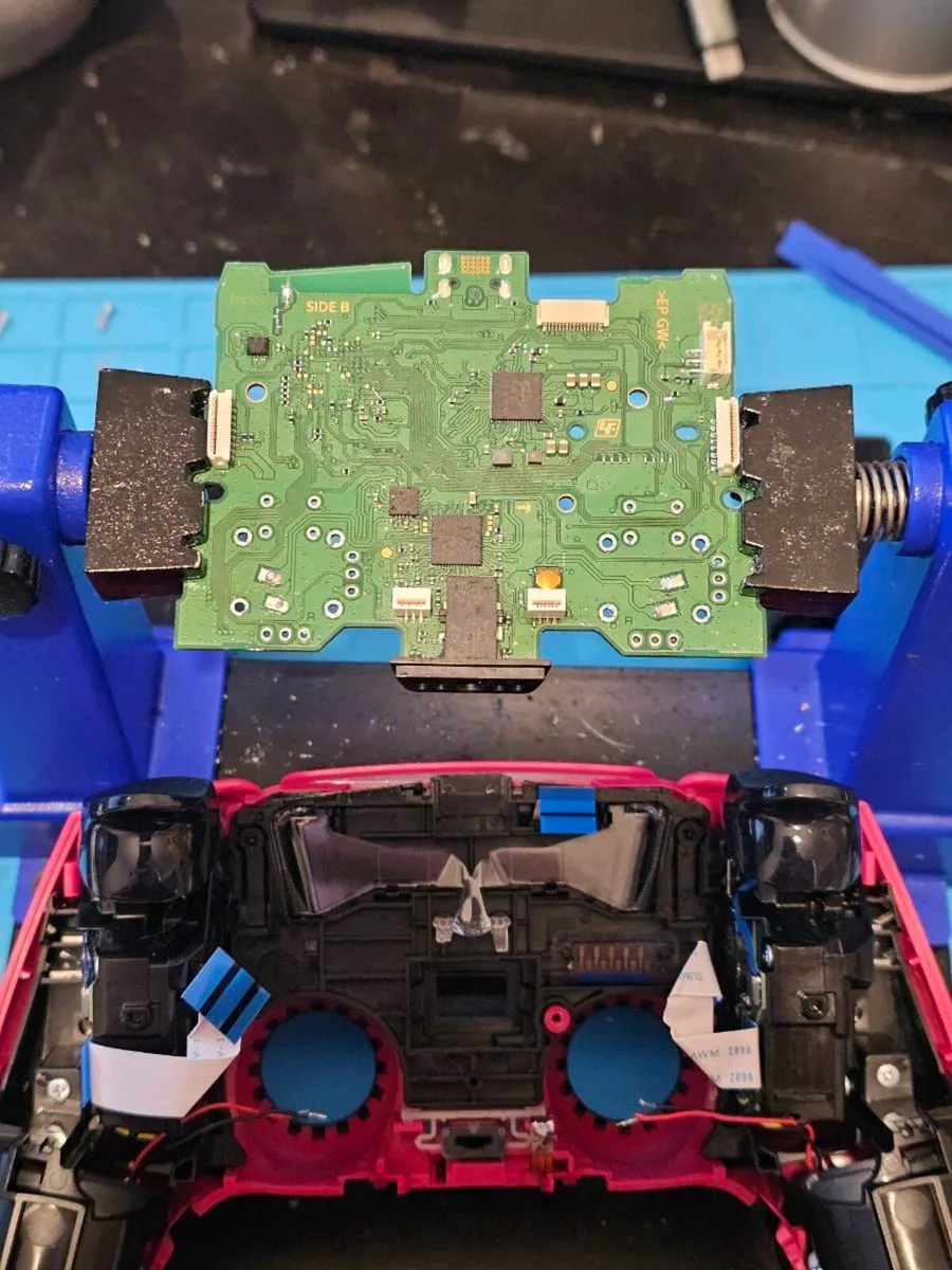 Ps5 Dualsense Controller - Image 3