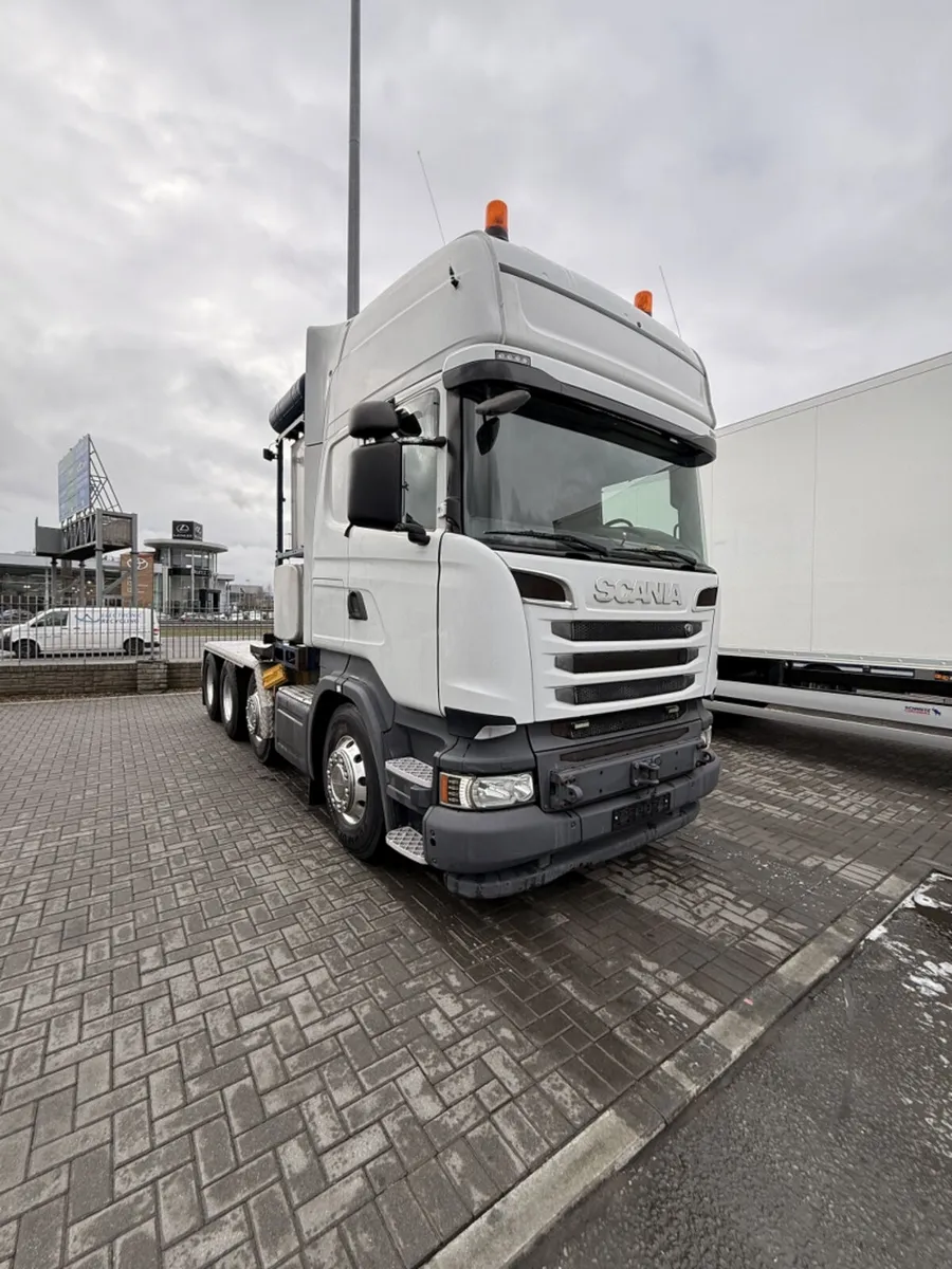 2015 Scania R580 V8 8x4, 160T. Ref No: 2241 - Image 3