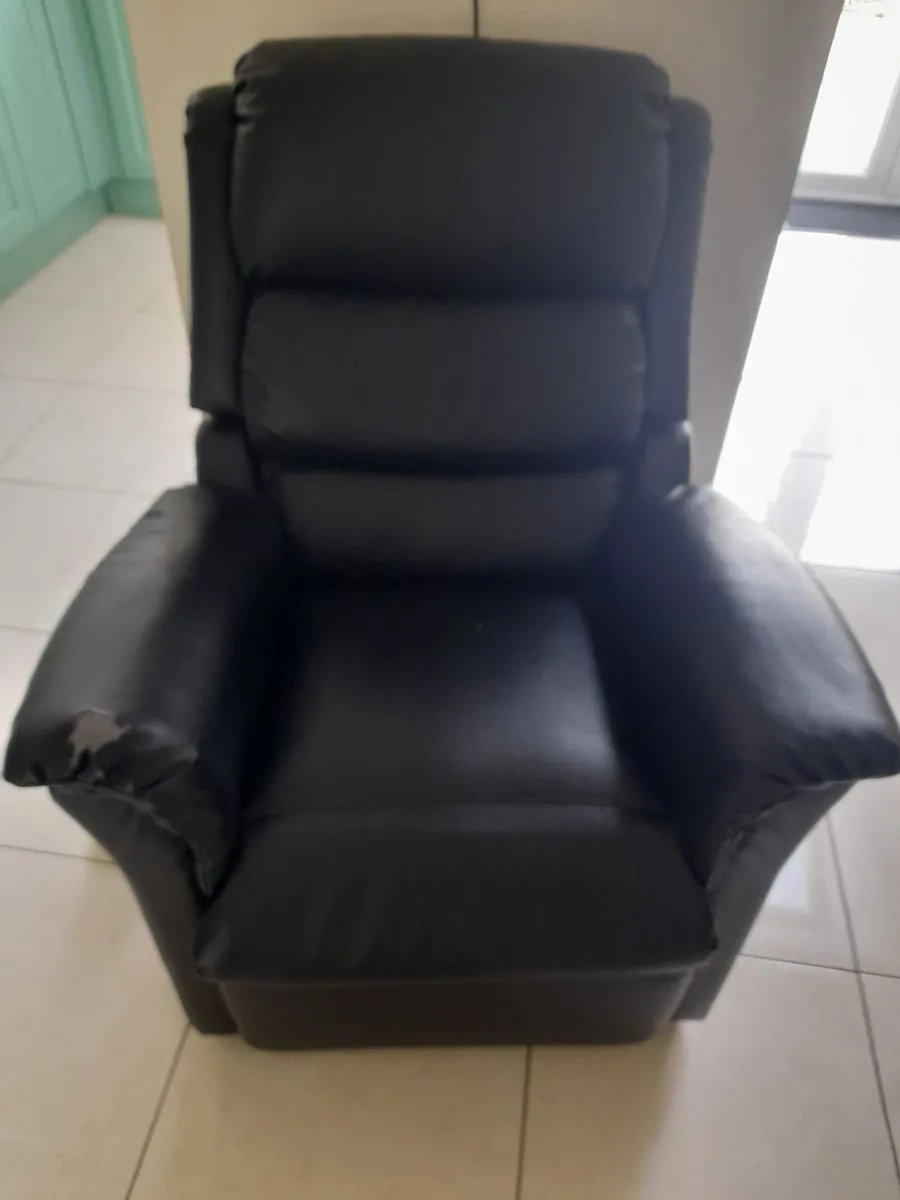 Black Electric Reclining Chair