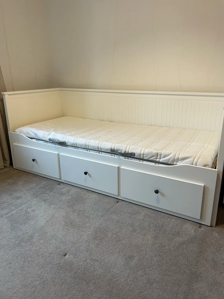 IKEA HEMNES Day Bed - Image 3