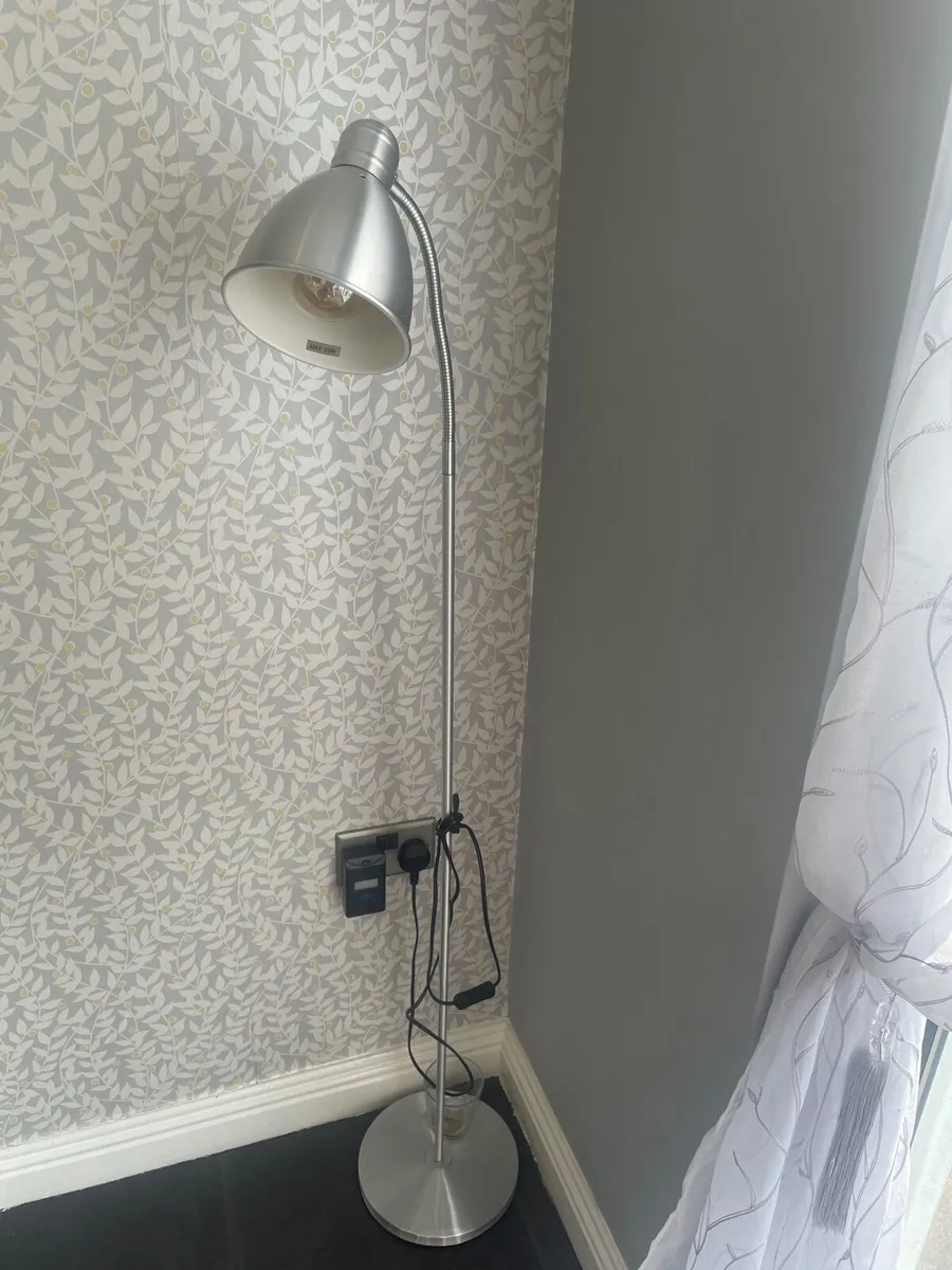 2x Stainless Steel Ceiling lights and reading lamp - Image 4