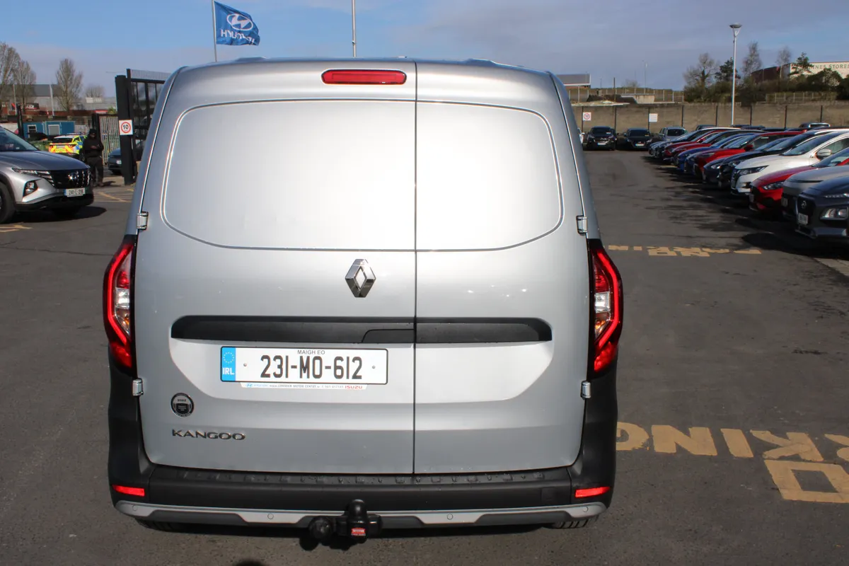 Renault Kangoo 2023 - Image 4