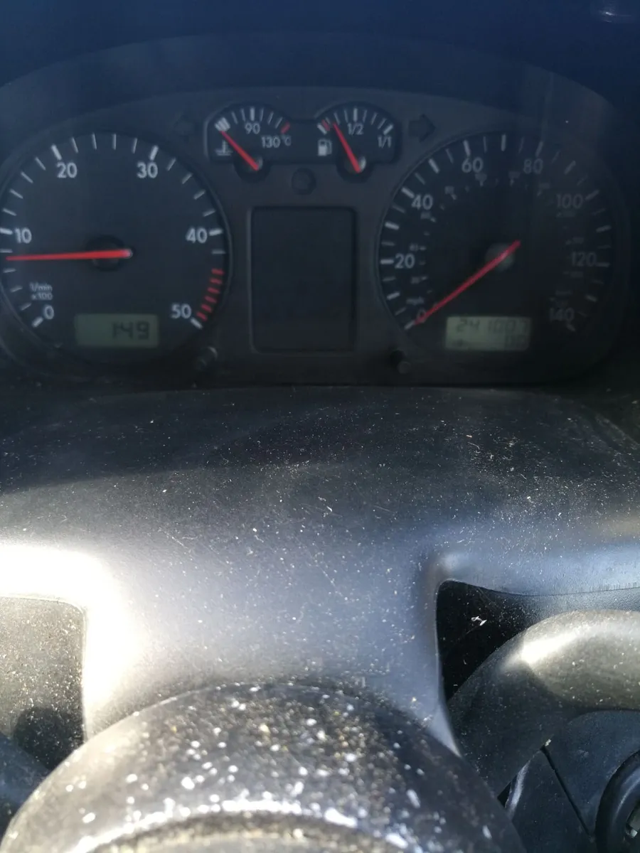 Vw caravelle 2.4 diesel - Image 2