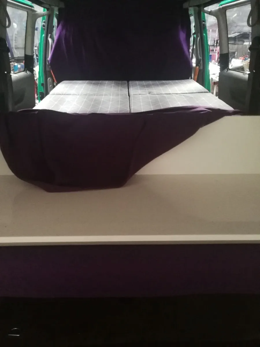 Vw caravelle 2.4 diesel - Image 3