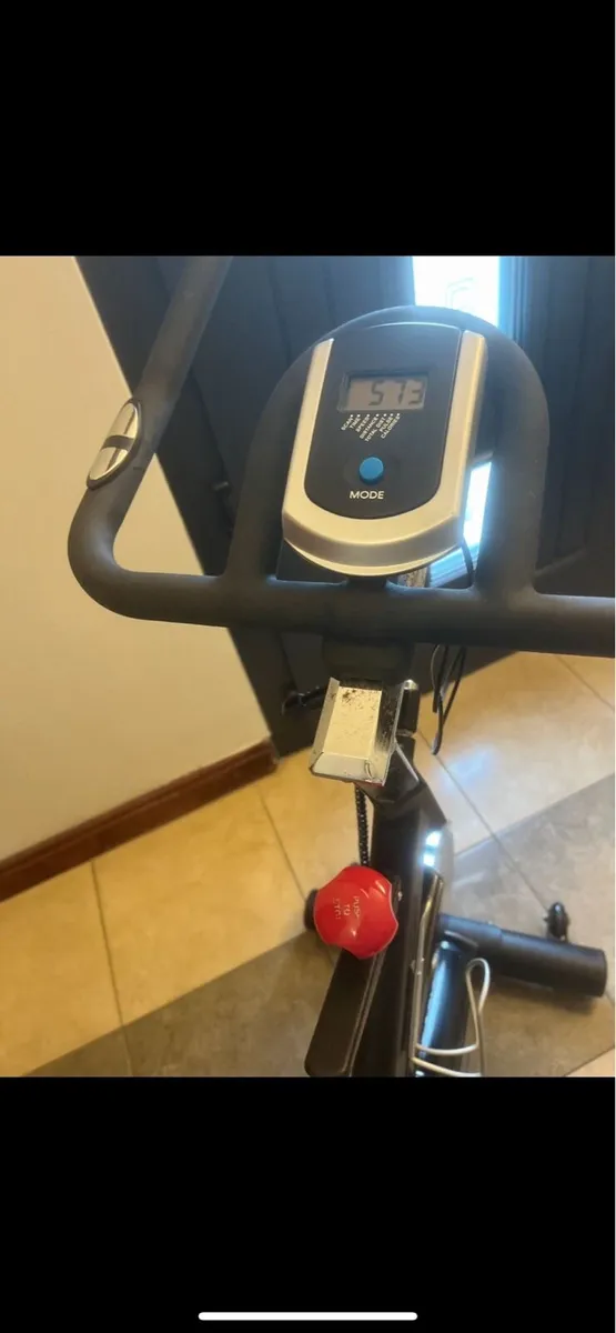 Exercise bike - Image 2