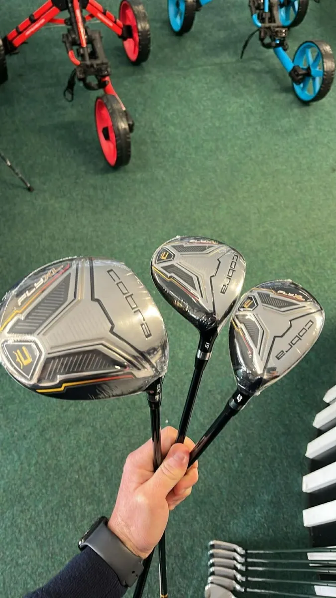 Cobra Fly XL 3 woods,6 iron, Bag,Putter STIFF €799 - Image 2