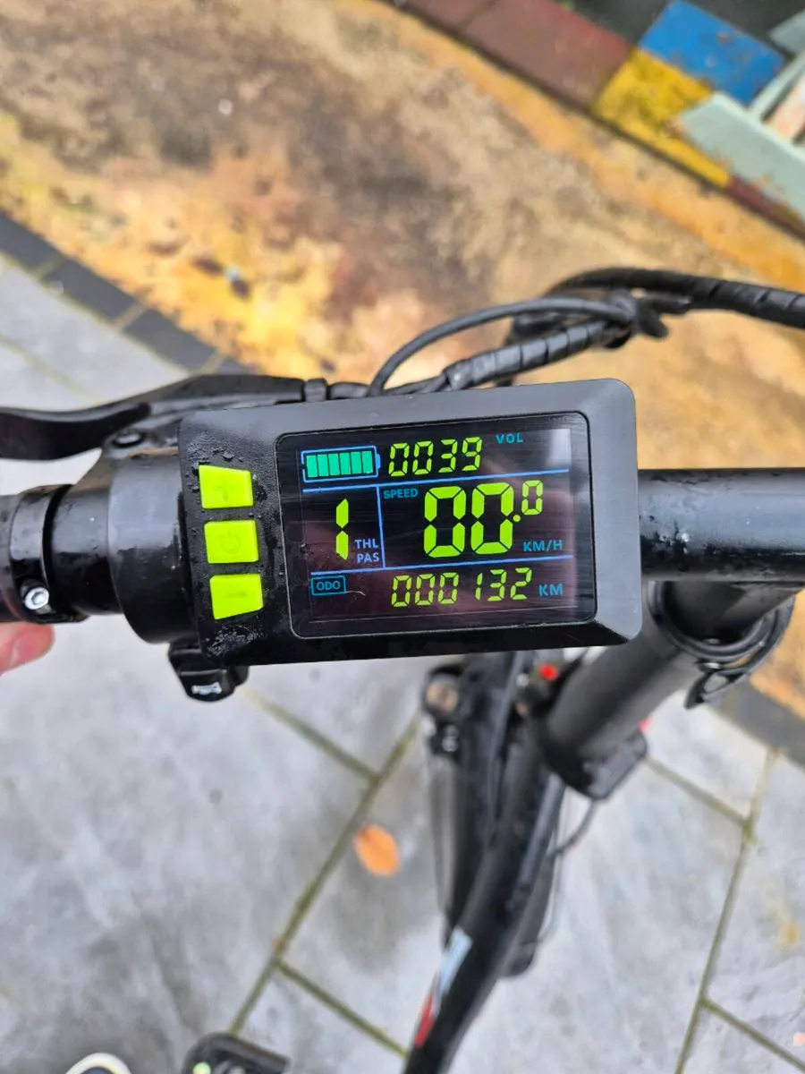 RKS Folding Electric Bike - Image 4