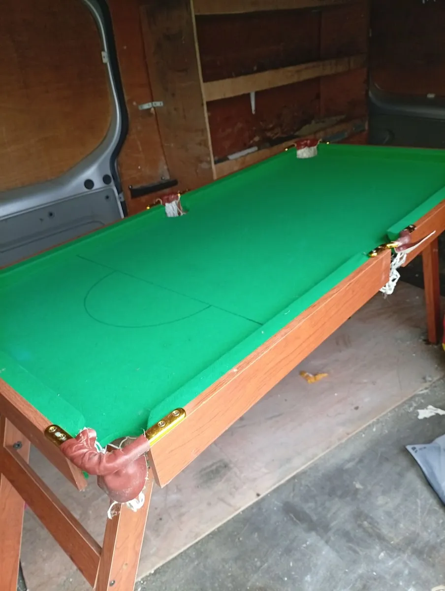 Snooker table - Image 1