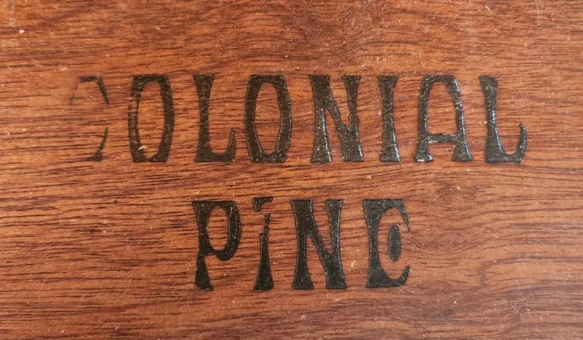 Solid pine 2 piece dresser - Image 3